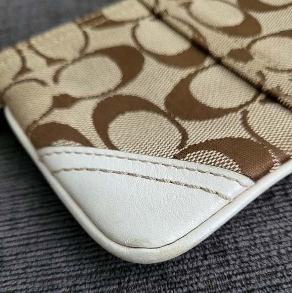 Coach Signature Canvas Wristlet - C Logo - Gently Used - Tan and White - Picture 5 of 10